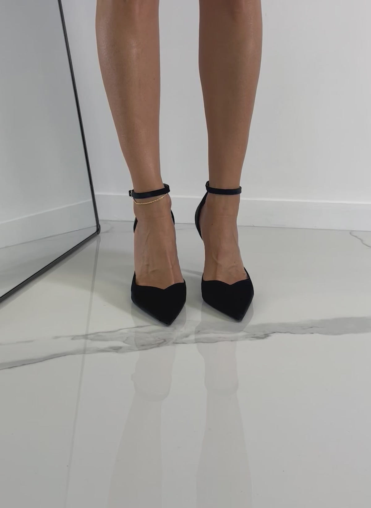 Γόβες velvet με μπαρέτα TFP
