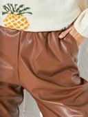 Ψηλόμεσο παντελόνι δερματίνη - Καφέ - thefashionproject.gr - The Fashion Project