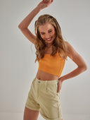 Ψηλόμεσο σορτς με ρεβέρ - Κίτρινο - thefashionproject.gr - The Fashion Project