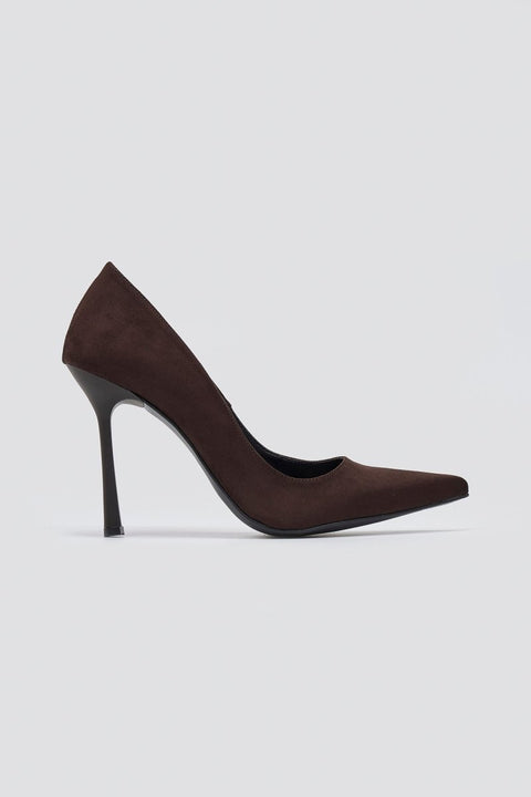 Pumps mit Stilettoabsatz – Brown Veloursleder