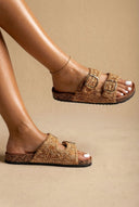 ERYNN - Raffia Strap Sandals Buckle Detail - Beige Raffia