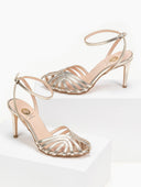 Πέδιλα με μπαρέτα σε μεταλλικές αποχρώσεις tfp 