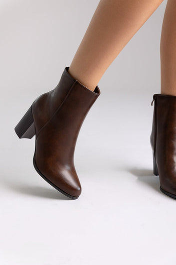 Round - Toe Ankle Boots with Block Heel - Dark Brown Matte - thefashionproject.gr - BOTEGGA 22