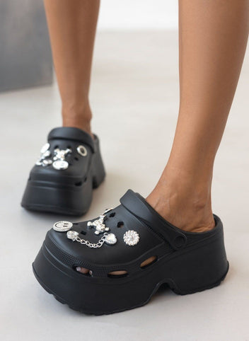 Σαμπό με ψηλή σόλα και διακοσμητικά - Μαύρο - thefashionproject.gr - The Fashion Project