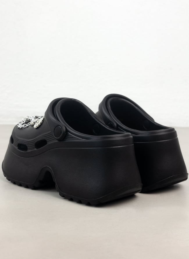 Σαμπό με ψηλή σόλα και διακοσμητικά - Μαύρο - thefashionproject.gr - The Fashion Project
