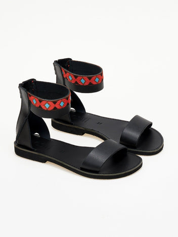 Σανδάλια δερμάτινα boho με φερμουάρ Estil - Μαύρο - thefashionproject.gr - Estil