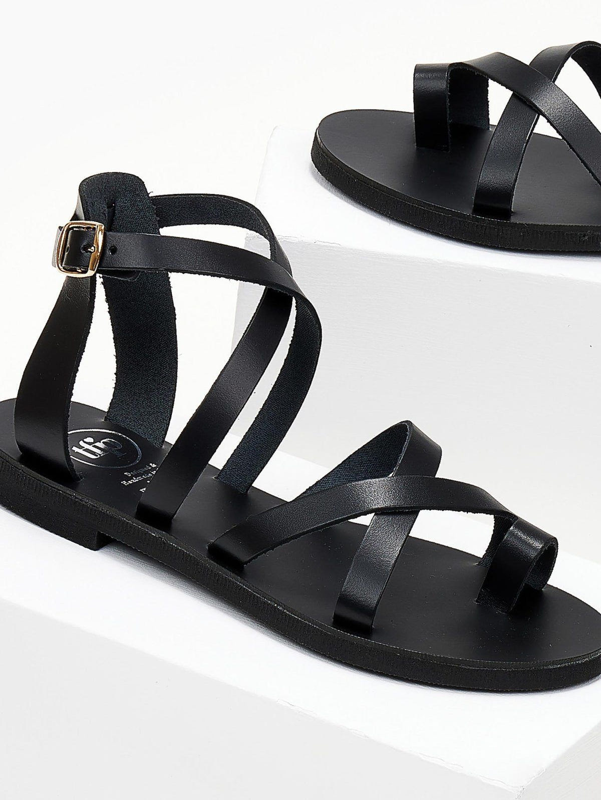 Σανδάλια δερμάτινα crossover tfp - Μαύρο - thefashionproject.gr - TFP