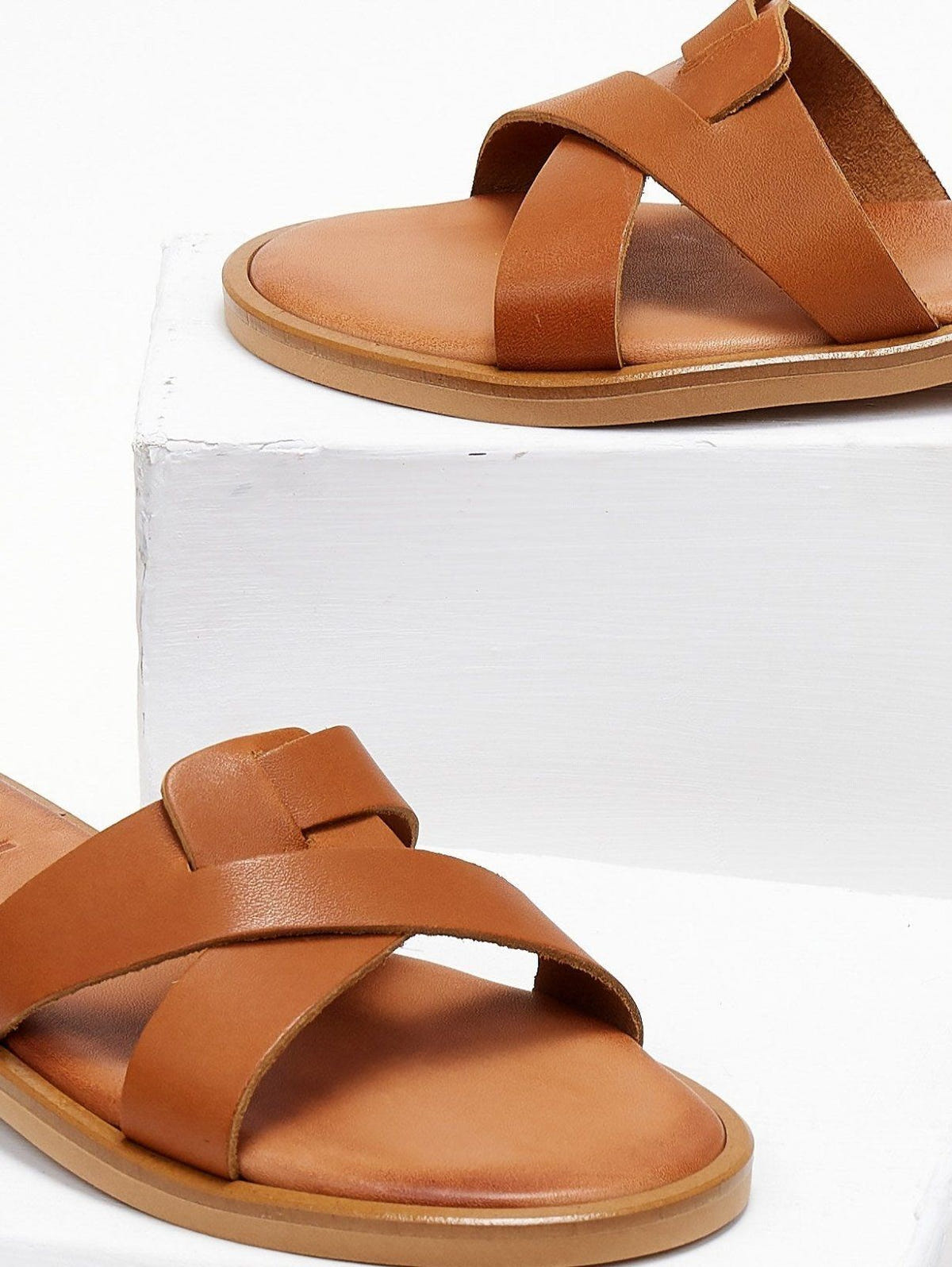 Σανδάλια δερμάτινα φλατ estil - Ταμπά - thefashionproject.gr - Estil