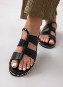 Σανδάλια δερμάτινα φλατ με τρουκς Estil - Μαύρο - thefashionproject.gr - Estil