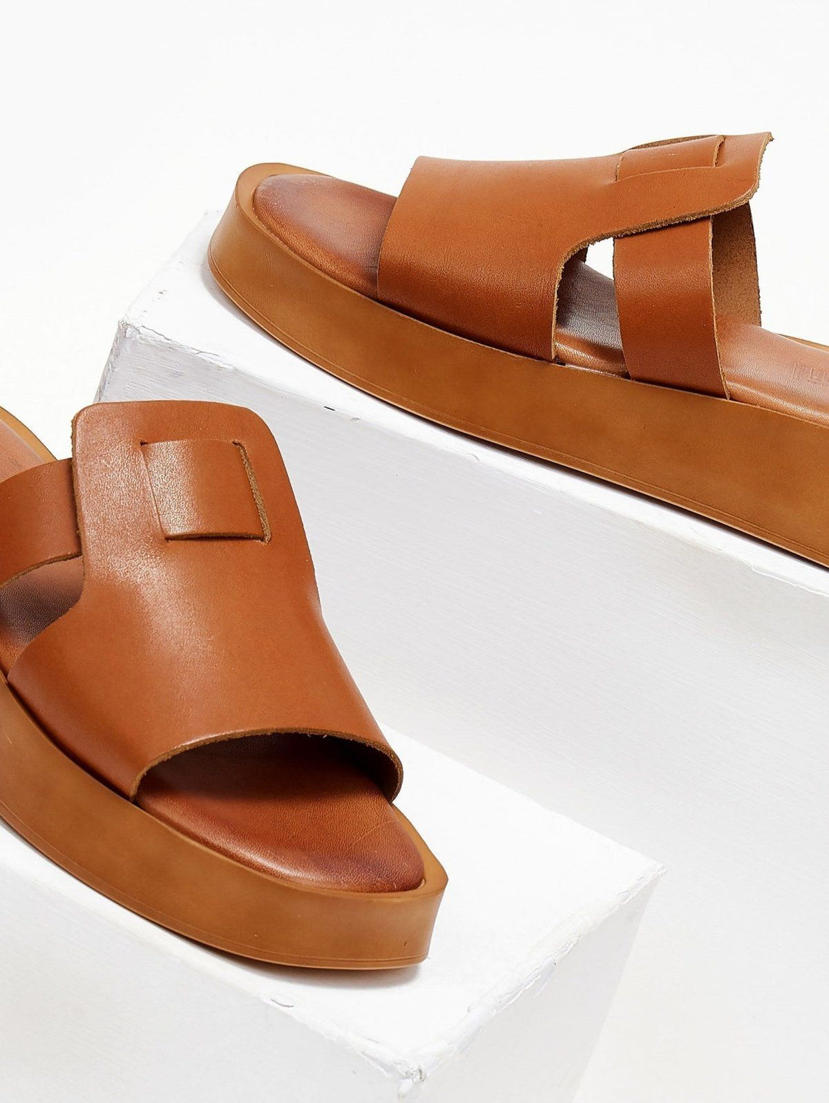 Σανδάλια δερμάτινα flatforms estil - Ταμπά - thefashionproject.gr - Estil