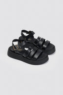 Σανδάλια δερμάτινα flatforms με φάσες Estil