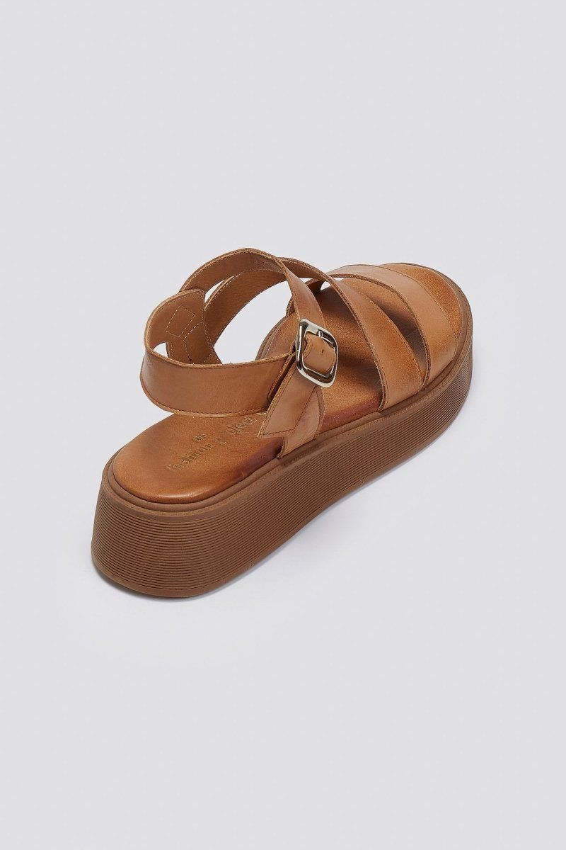 Σανδάλια δερμάτινα flatforms με φάσες Tfp - Ταμπά - thefashionproject.gr - TFP