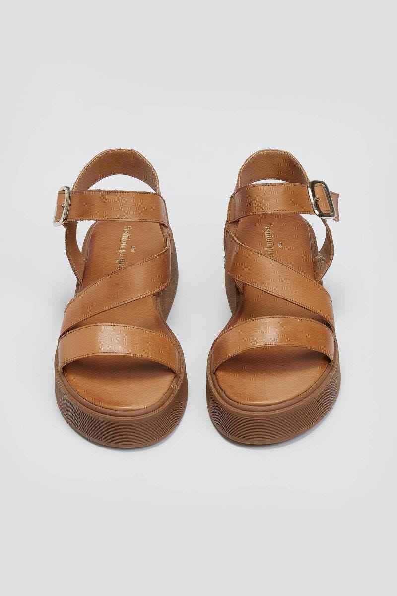 Σανδάλια δερμάτινα flatforms με φάσες Tfp - Ταμπά - thefashionproject.gr - TFP