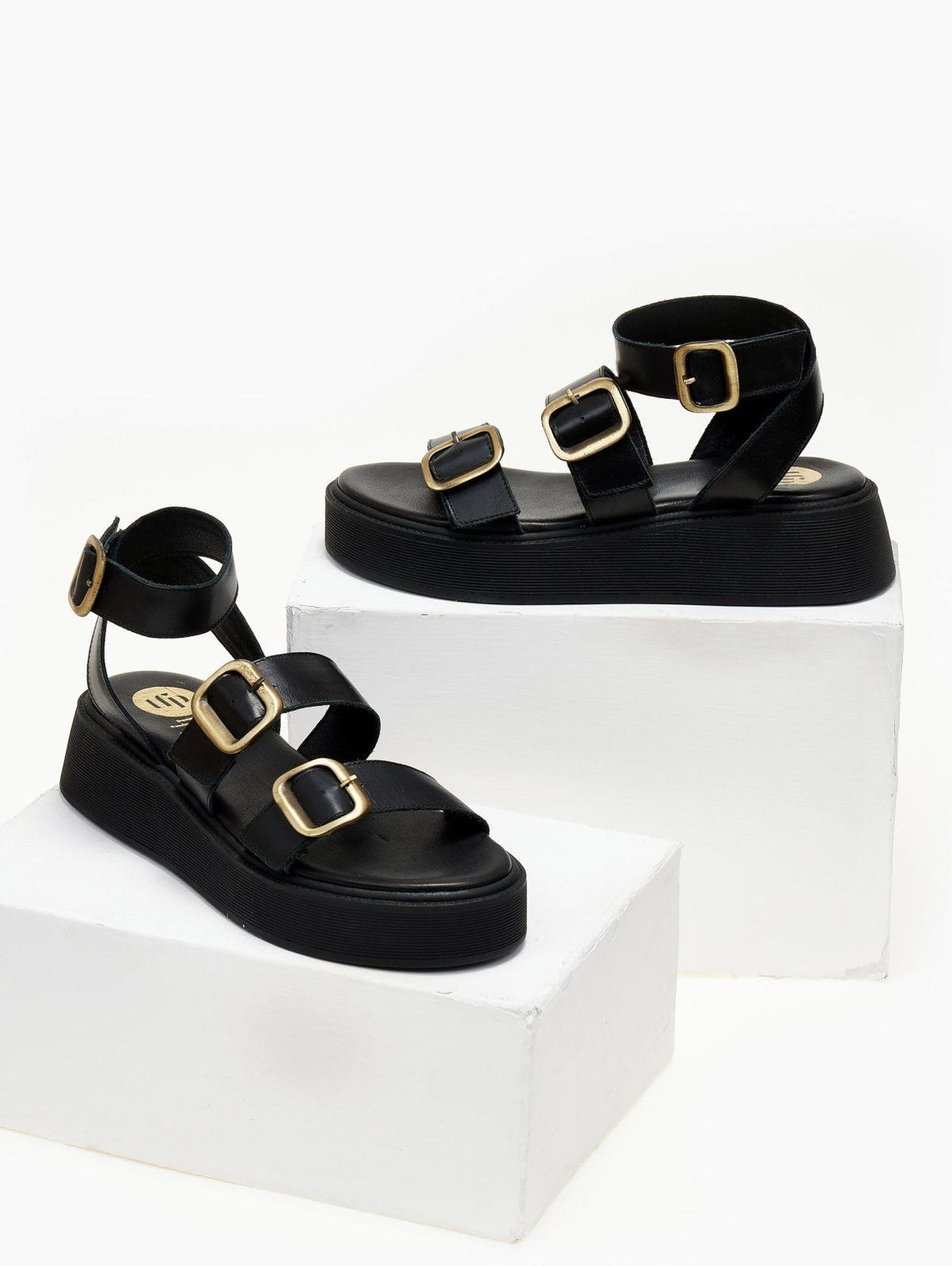Σανδάλια δερμάτινα flatforms με τοκάδες TFP - Μαύρο - thefashionproject.gr - TFP