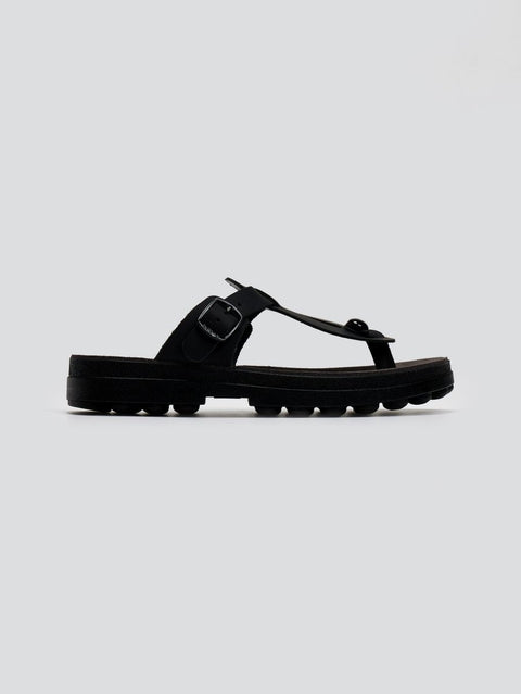 Sandalias de piel con aberturas - Negro