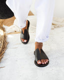 Σανδάλια δερμάτινα με άνοιγμα στη φάσα Iris Sandals - Μαύρο - thefashionproject.gr - IRIS
