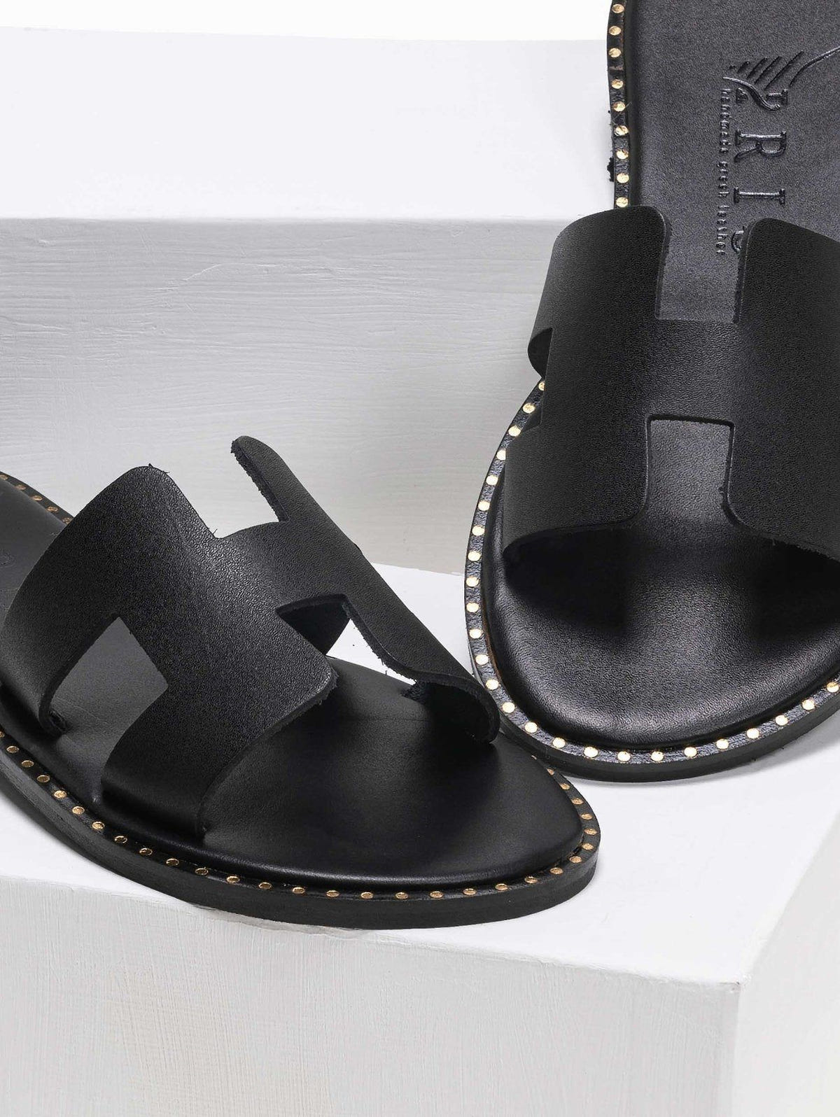 Σανδάλια δερμάτινα με ανοίγματα Iris Sandals - Μαύρο - thefashionproject.gr - IRIS