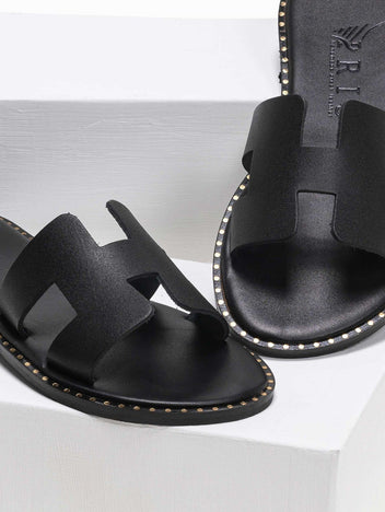 Σανδάλια δερμάτινα με ανοίγματα Iris Sandals - Μαύρο - thefashionproject.gr - IRIS