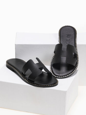 Σανδάλια δερμάτινα με ανοίγματα Iris Sandals - Μαύρο - thefashionproject.gr - IRIS