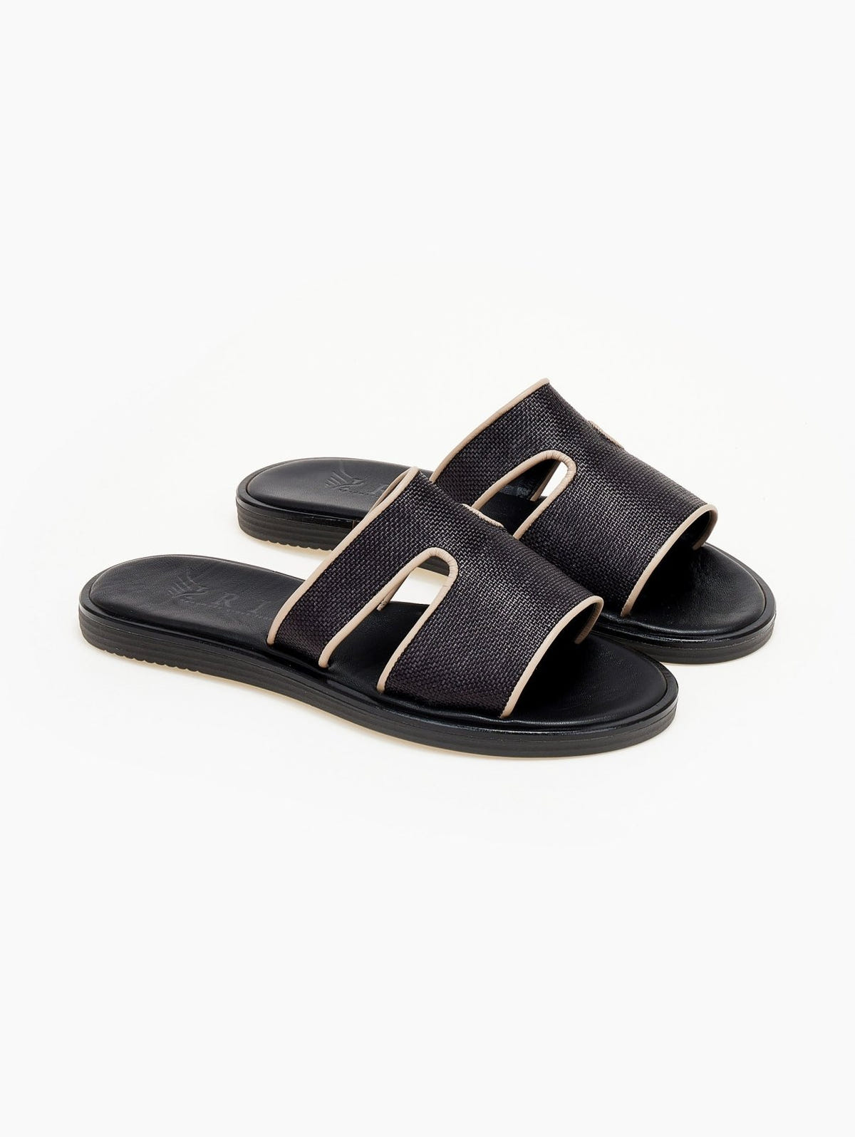 Σανδάλια δερμάτινα με ανοίγματα Iris Sandals - Μαύρο - thefashionproject.gr - IRIS