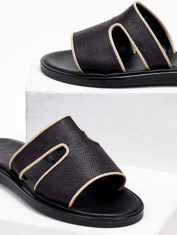 Σανδάλια δερμάτινα με ανοίγματα Iris Sandals - Μαύρο - thefashionproject.gr - IRIS