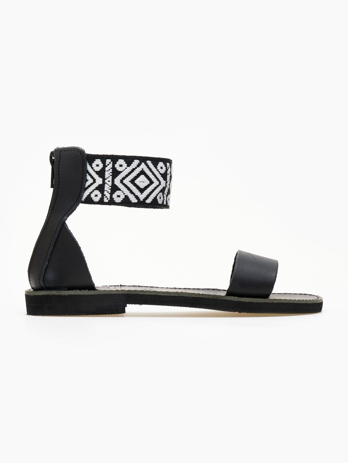 Σανδάλια δερμάτινα με boho μπαρέτα Estil - Μαύρο - thefashionproject.gr - Estil