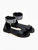 Σανδάλια δερμάτινα με boho μπαρέτα Estil - Μαύρο - thefashionproject.gr - Estil