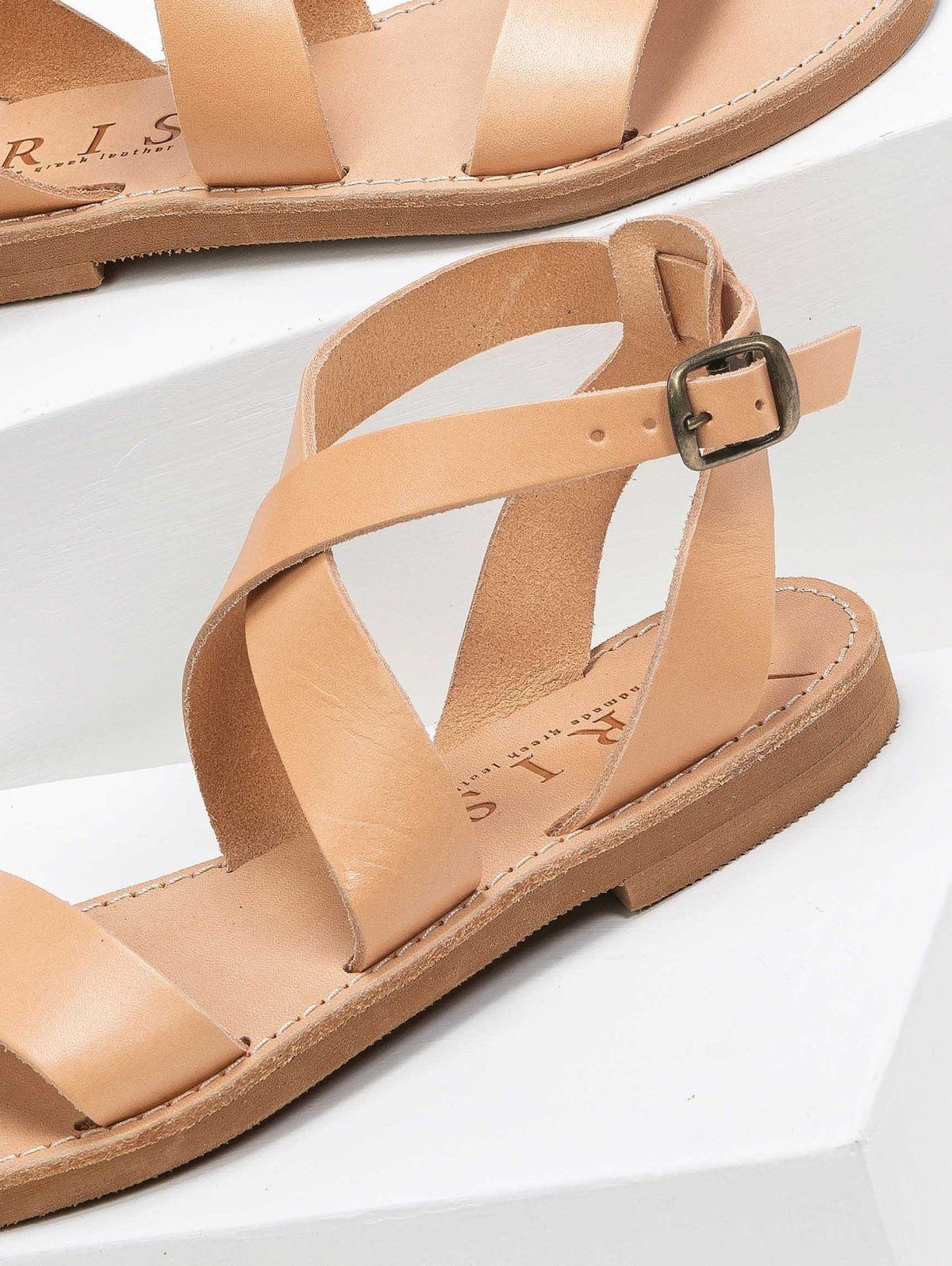 Σανδάλια δερμάτινα με crossover μπαρέτα Iris Sandals - Φυσικό - thefashionproject.gr - IRIS