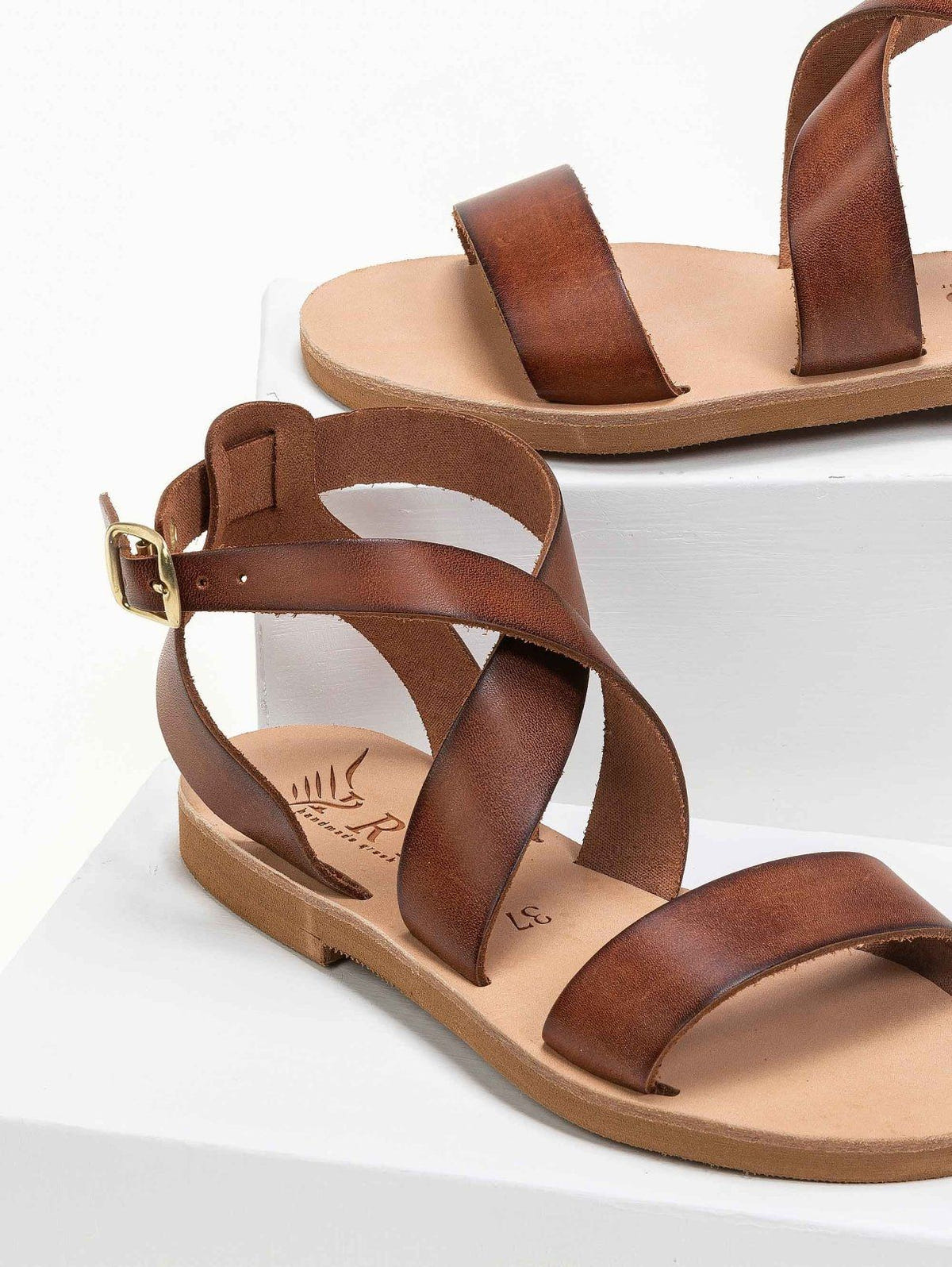 Σανδάλια δερμάτινα με crossover μπαρέτα Iris Sandals - Καφέ - thefashionproject.gr - IRIS
