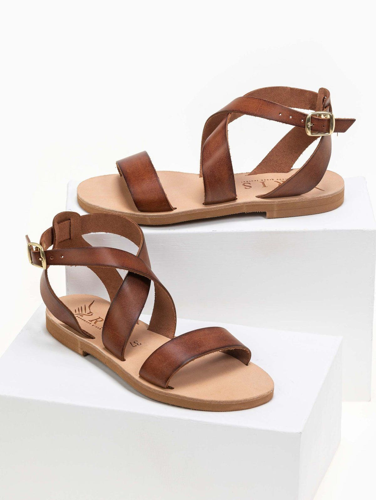 Σανδάλια δερμάτινα με crossover μπαρέτα Iris Sandals - Καφέ - thefashionproject.gr - IRIS