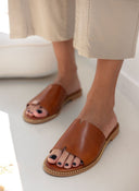 Σανδάλια δερμάτινα με φαρδιά φάσα TFP - Ταμπά - thefashionproject.gr - TFP