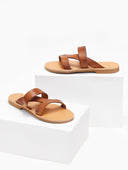Σανδάλια δερμάτινα με ιδιαίτερες φάσες Iris Sandals - Καφέ - thefashionproject.gr - IRIS