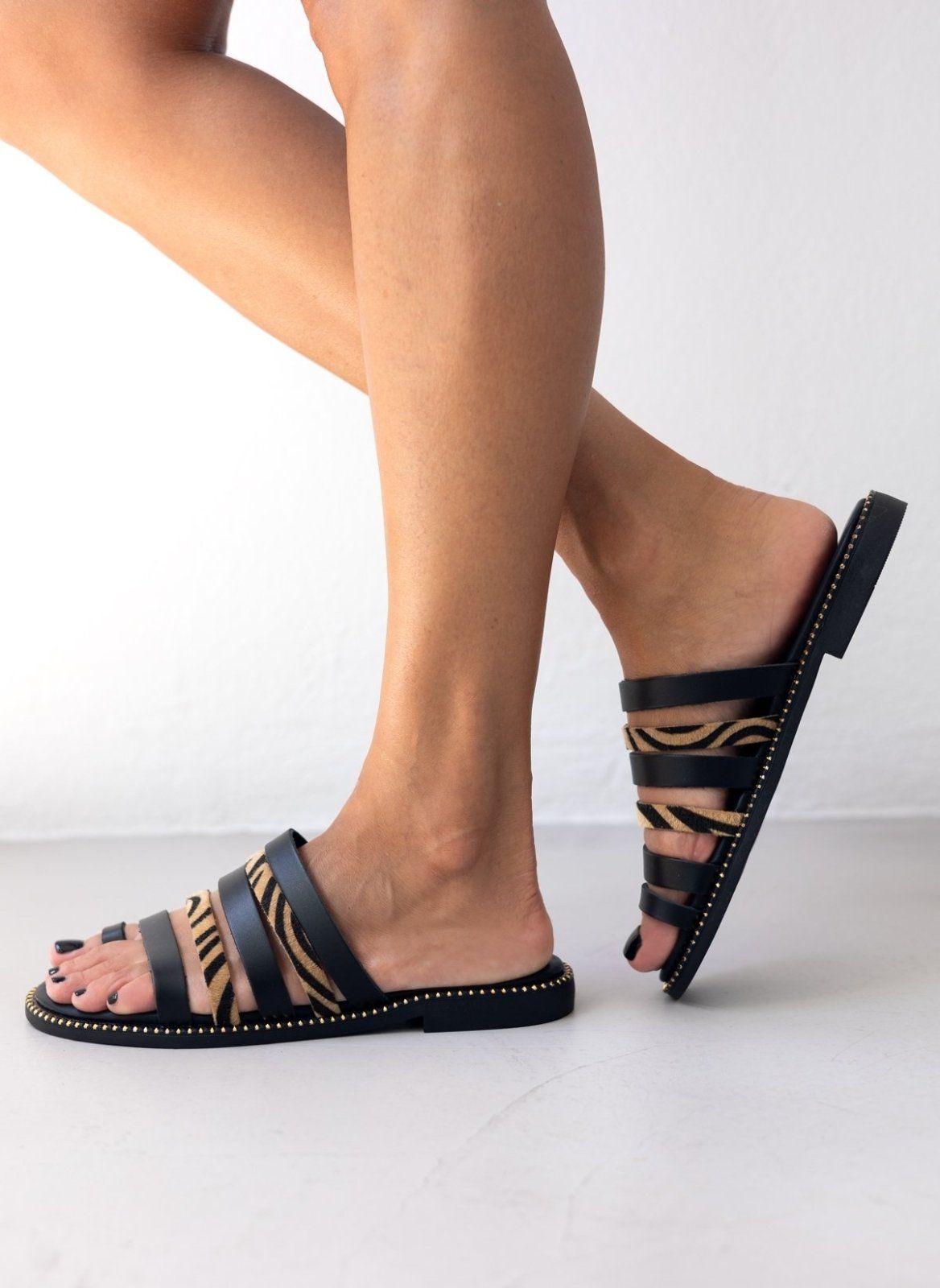 Σανδάλια δερμάτινα με print tfp - Μαύρο/Μπεζ - thefashionproject.gr - TFP