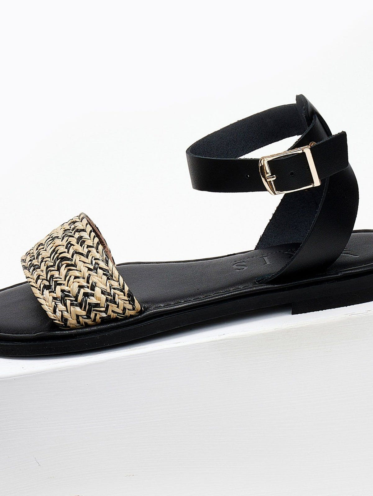 Σανδάλια δερμάτινα με ψάθα Iris Sandals - Μαύρο - thefashionproject.gr - IRIS