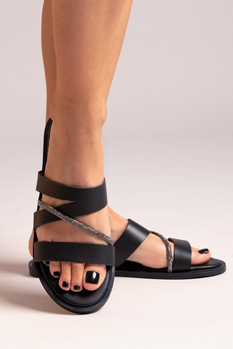 Σανδάλια δερμάτινα με στρας Estil - Μαύρο - thefashionproject.gr - Estil