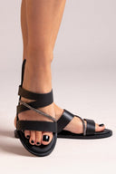 Σανδάλια δερμάτινα με στρας Estil - Μαύρο - thefashionproject.gr - Estil