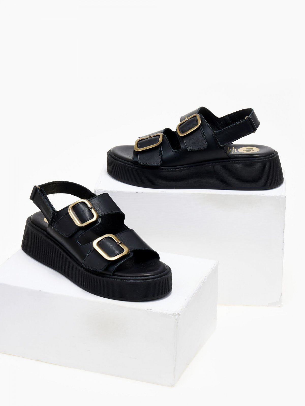 Σανδάλια δερμάτινα με τοκά tfp - Μαύρο - thefashionproject.gr - TFP