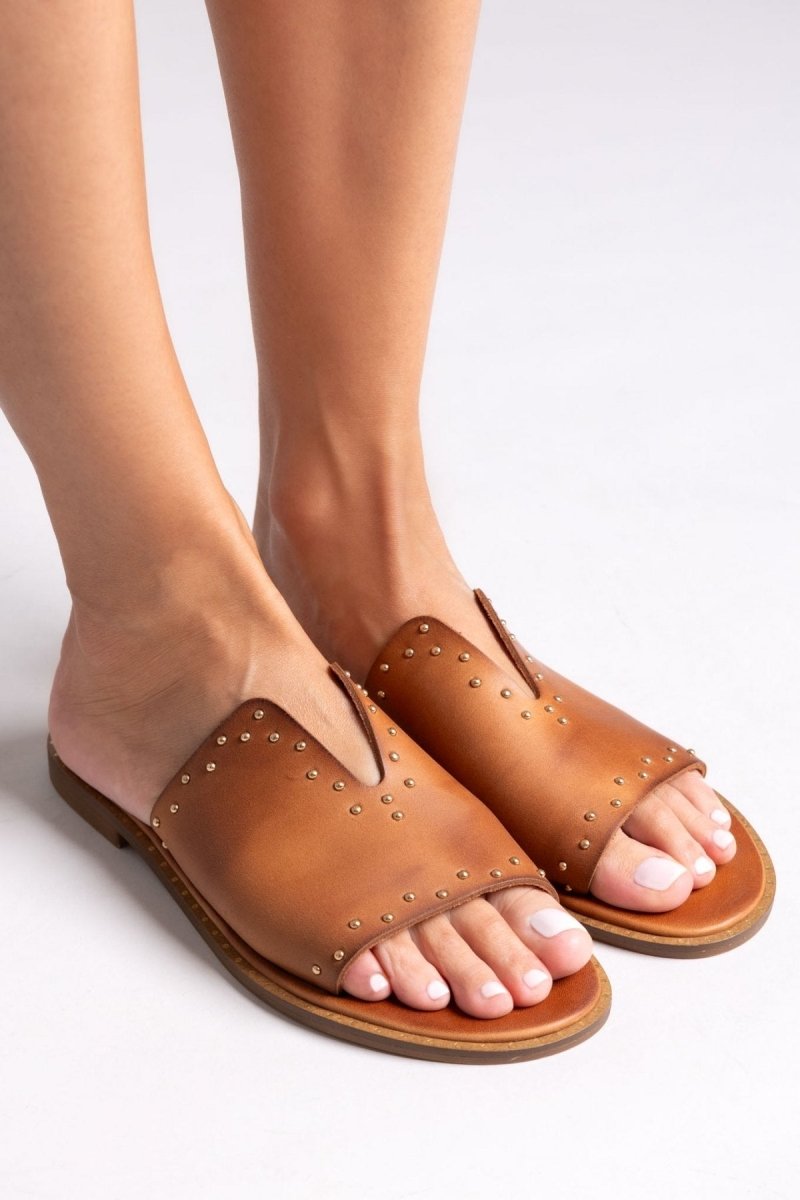 Σανδάλια δερμάτινα με τρουκς Iris Sandals - Ταμπά - thefashionproject.gr - IRIS
