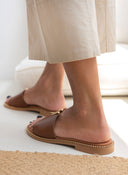 Σανδάλια δερμάτινα με v cut Ragazza 01025