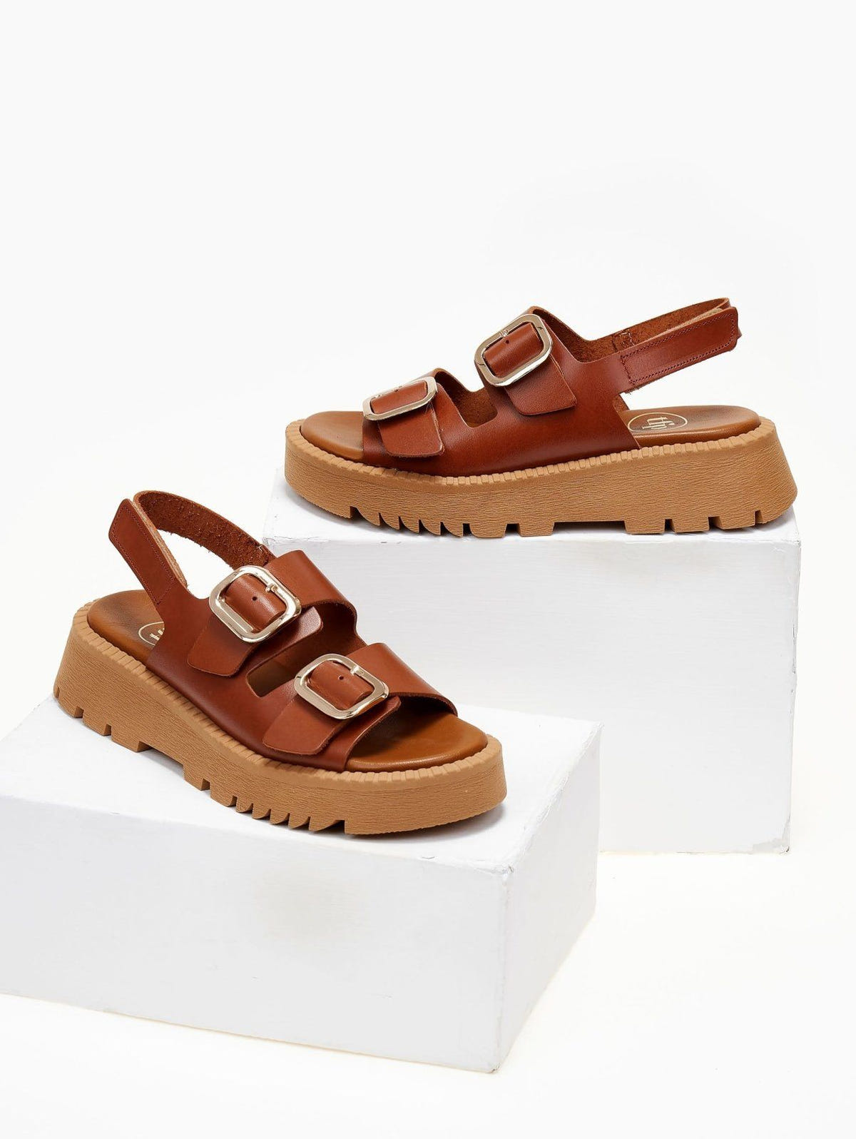 Σανδάλια δερμάτινα με velcro λουράκι TFP - Ταμπά - thefashionproject.gr - TFP