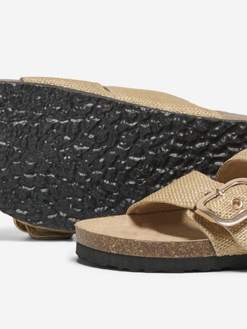 Σανδάλια flatforms από ψάθα ONLY 15341226 - Μπεζ - thefashionproject.gr - ONLY