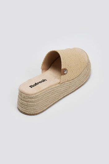 Σανδάλια flatforms από ψάθα Refresh 172667 - Μπεζ - thefashionproject.gr - Refresh