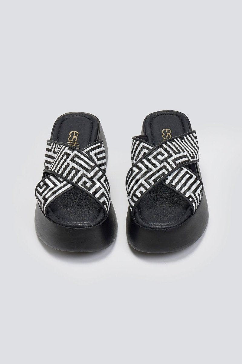 Σανδάλια flatforms crossover με print Estil - Μαύρο - thefashionproject.gr - Estil