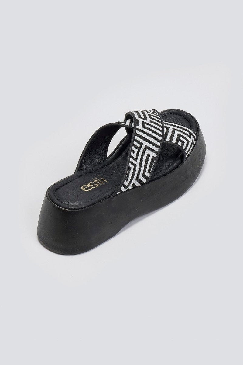 Σανδάλια flatforms crossover με print Estil - Μαύρο - thefashionproject.gr - Estil