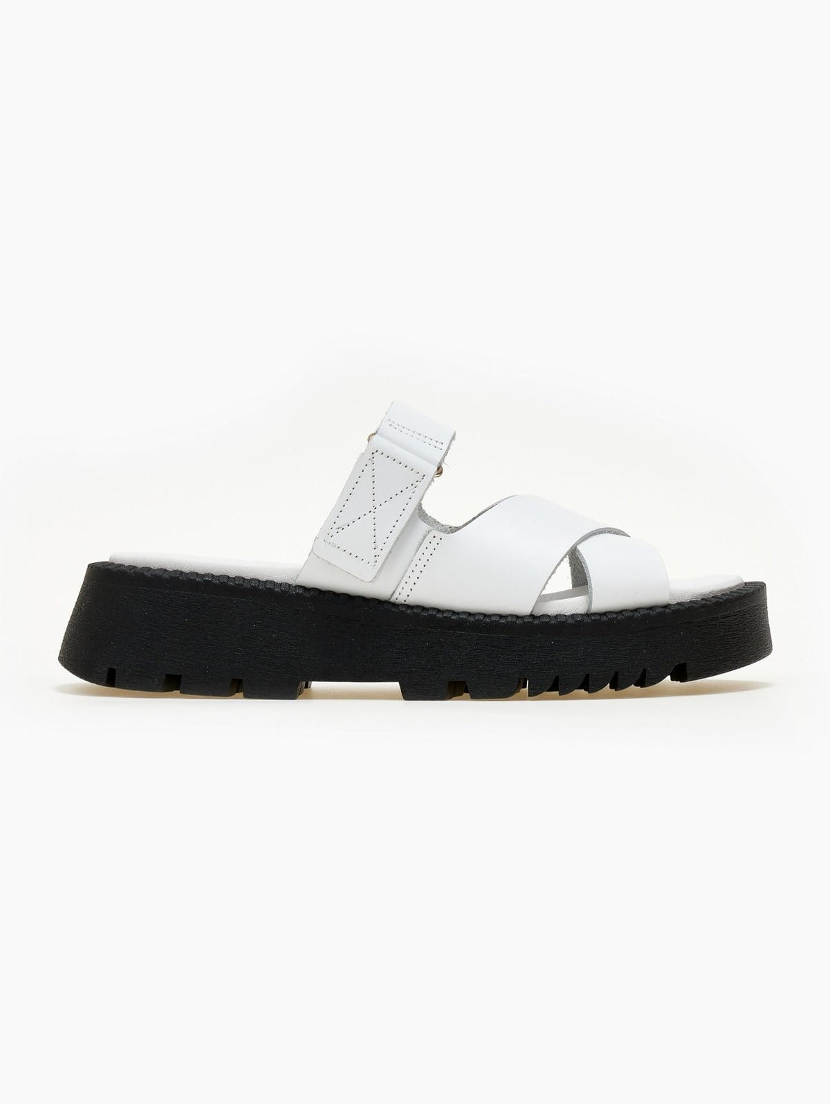 Σανδάλια flatforms δερμάτινα crossover TFP - Λευκό - thefashionproject.gr - TFP