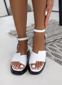 Σανδάλια flatforms δερμάτινα με άνιση φάσα tfp - Λευκό - thefashionproject.gr - TFP