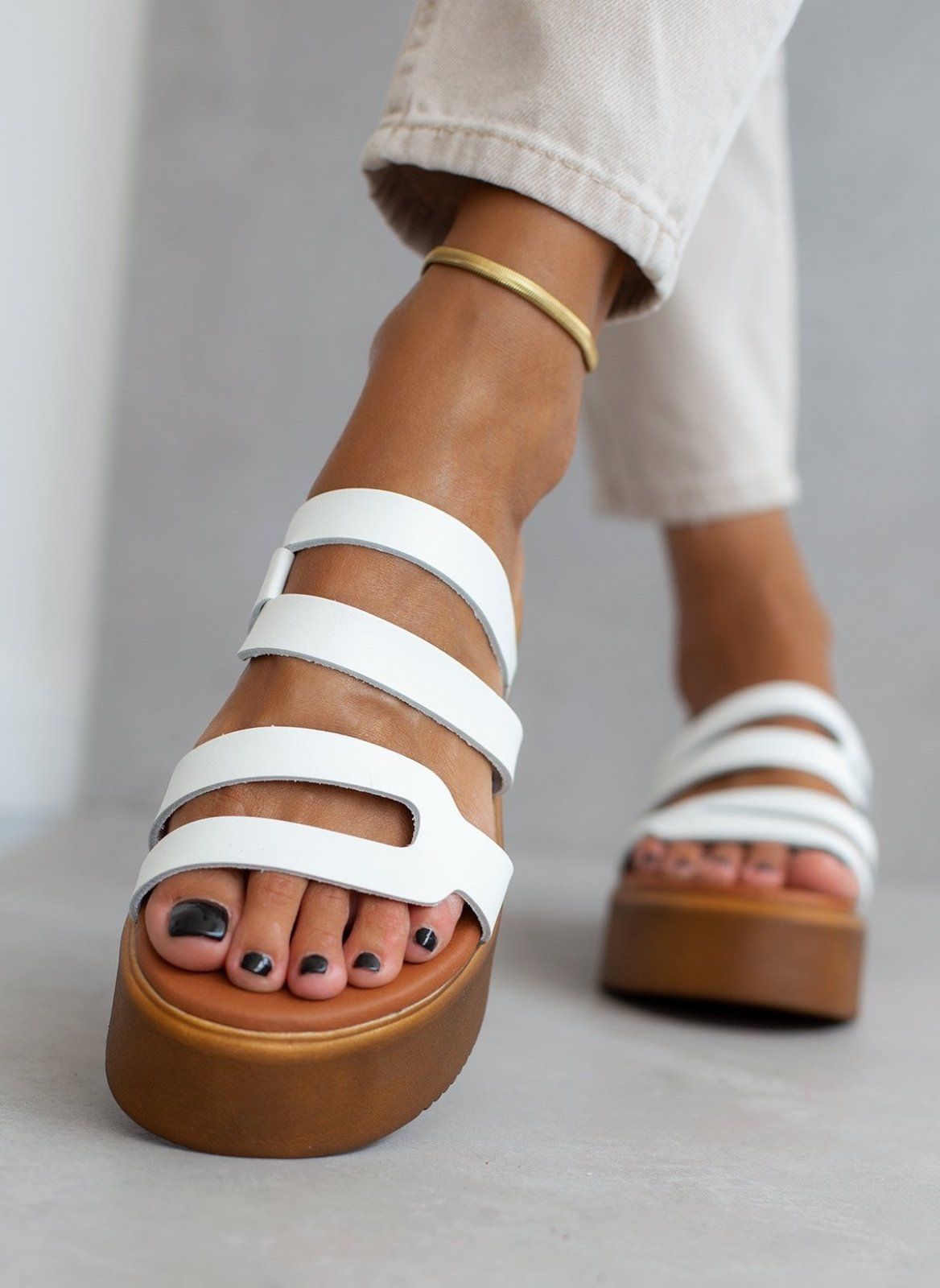 Σανδάλια flatforms δερμάτινα με ανοίγματα estil - Λευκό - thefashionproject.gr - Estil
