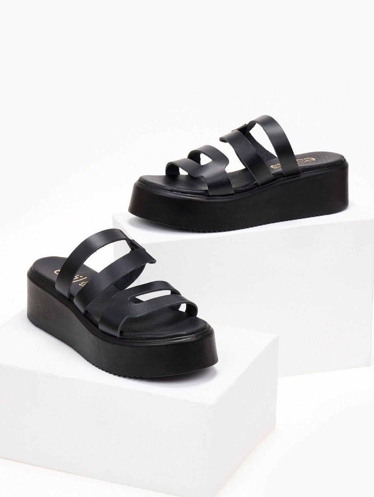 Σανδάλια flatforms δερμάτινα με ανοίγματα estil - Μαύρο - thefashionproject.gr - Estil