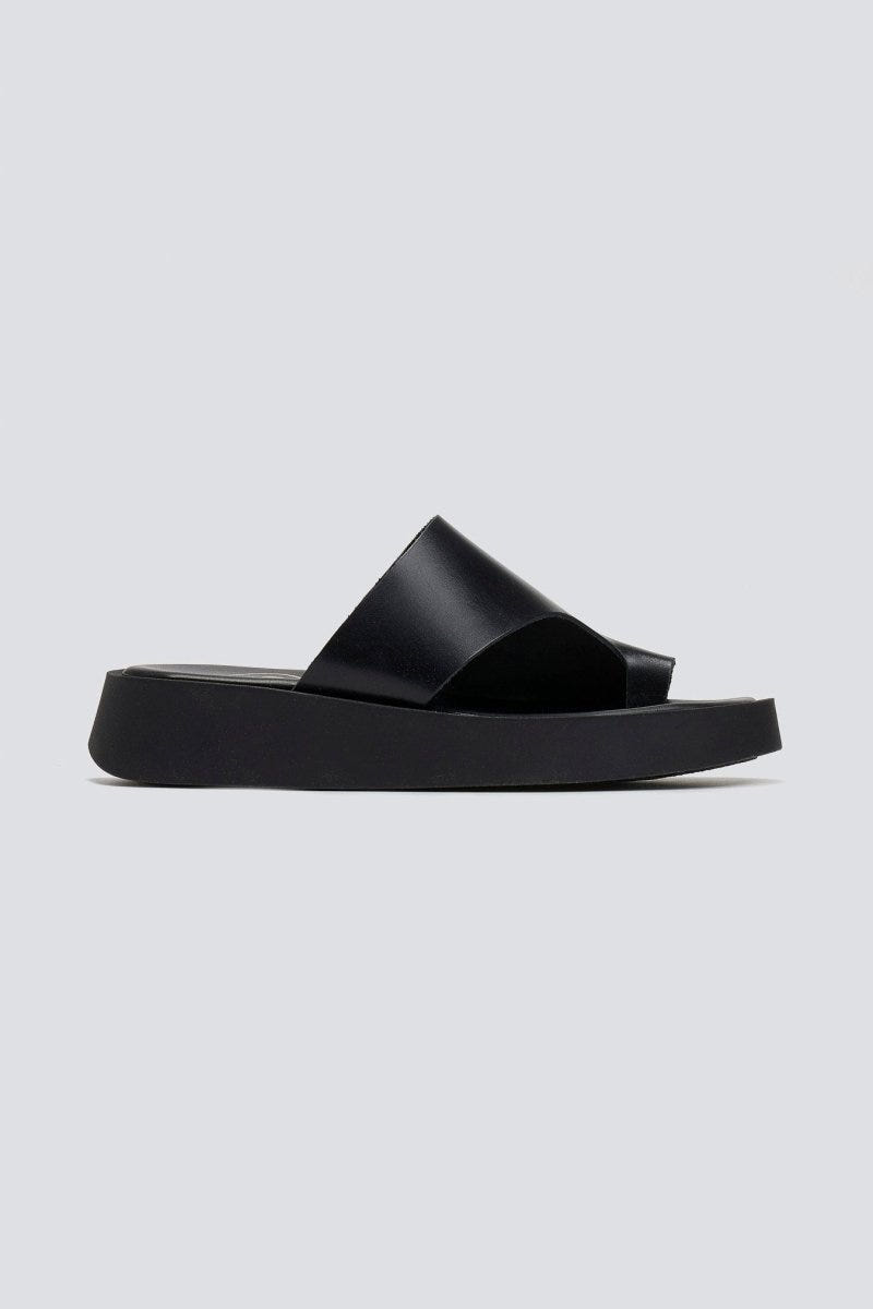 Σανδάλια flatforms δερμάτινα με δάκτυλο Tfp - Μαύρο - thefashionproject.gr - TFP