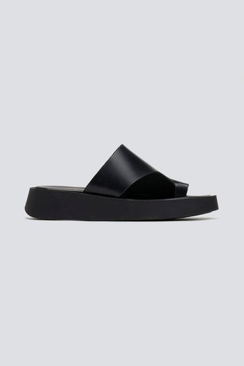 Σανδάλια flatforms δερμάτινα με δάκτυλο Tfp - Μαύρο - thefashionproject.gr - TFP